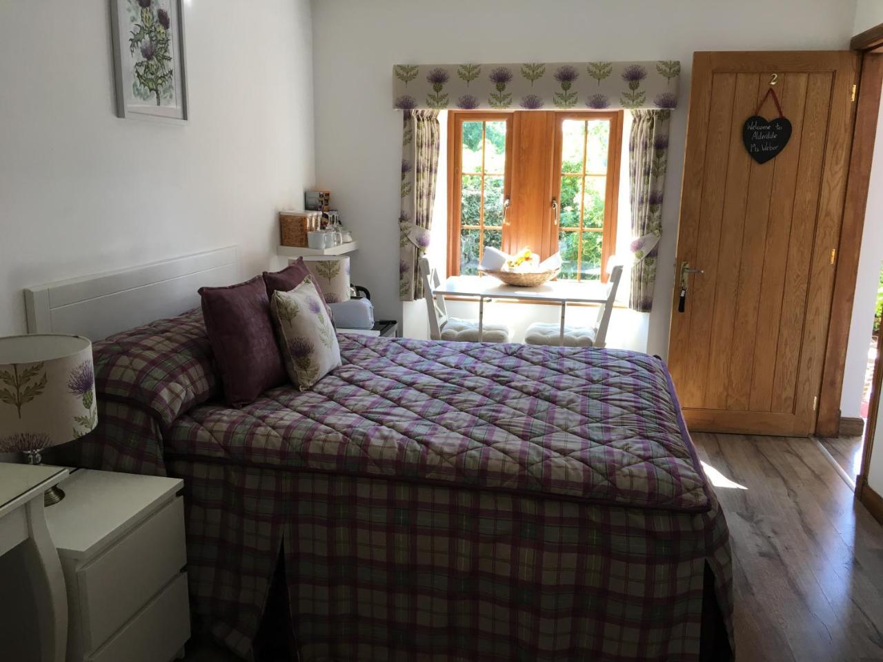 Alderdale Bed & Breakfast